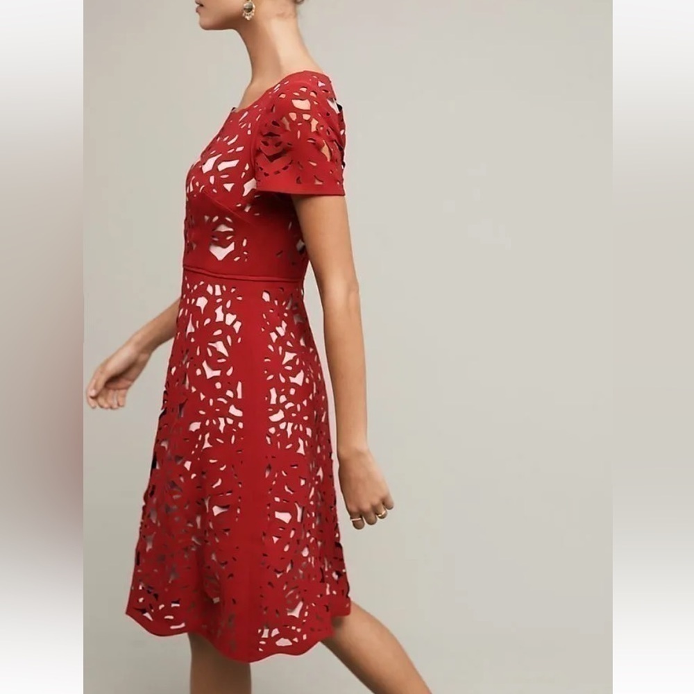 Anthropologie Moulinette Soeurs dress size 2 red Aliz Laser Cut - Picture 3 of 7